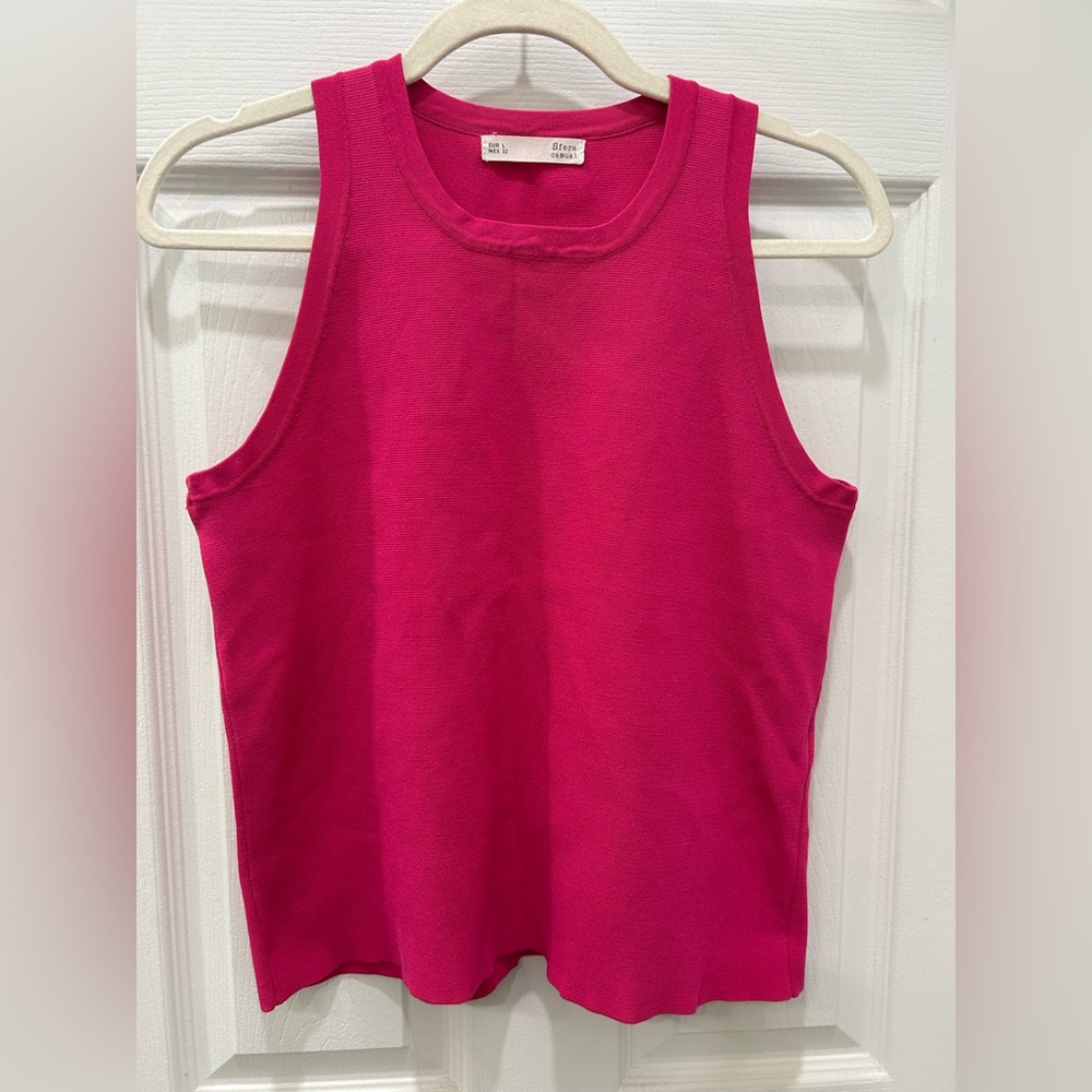 Woman’s Sfera Casual Fuschia Pink Tank Top